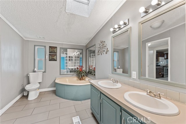 Detail Gallery Image 21 of 30 For 494 S Macy #155,  San Bernardino,  CA 92410 - 3 Beds | 2 Baths