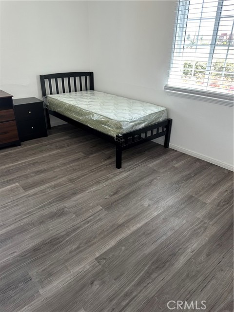 Detail Gallery Image 4 of 5 For 1349 W 35th, Los Angeles,  CA 90007 - – Beds | – Baths