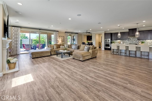 Detail Gallery Image 13 of 47 For 30587 Aspen Glen St, Murrieta,  CA 92563 - 4 Beds | 3 Baths