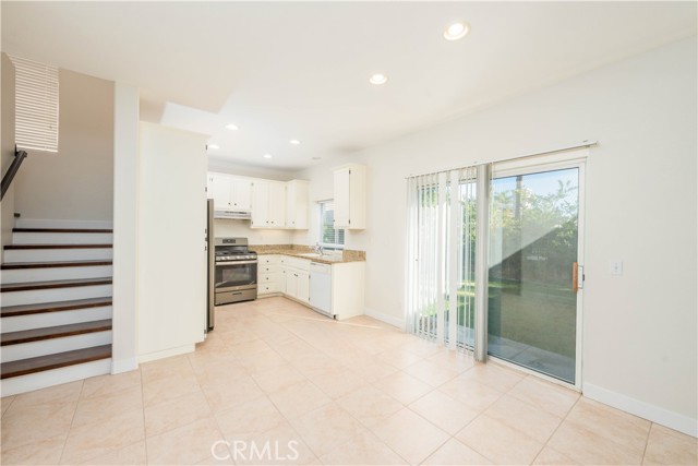 43144 Teramo Street, Temecula CA: https://media.crmls.org/medias/d4056e7e-d1fc-462a-b53f-c7b5ce6fb612.jpg
