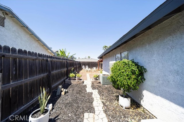 Detail Gallery Image 31 of 40 For 3576 Congress Dr, Riverside,  CA 92503 - 3 Beds | 2 Baths