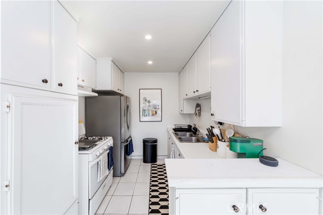 Detail Gallery Image 13 of 23 For 1850 W Greenleaf Ave #G,  Anaheim,  CA 92801 - 2 Beds | 1 Baths