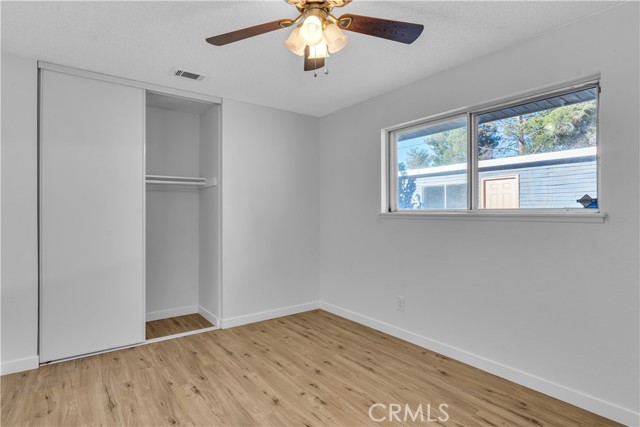 Detail Gallery Image 11 of 16 For 14147 Arrowhead Dr, Victorville,  CA 92395 - 4 Beds | 2 Baths