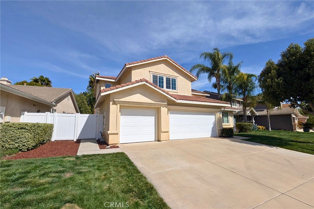 24400 Calle Estancia