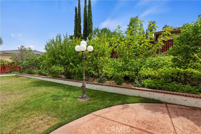 16183 Village Meadow Drive, Riverside CA: https://media.crmls.org/medias/d407f3ad-cfce-4bcf-89c5-e4859bf32346.jpg
