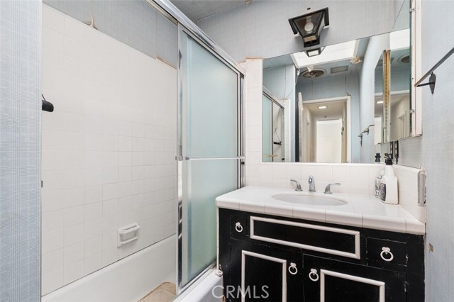 3635 Royal Woods photo 22