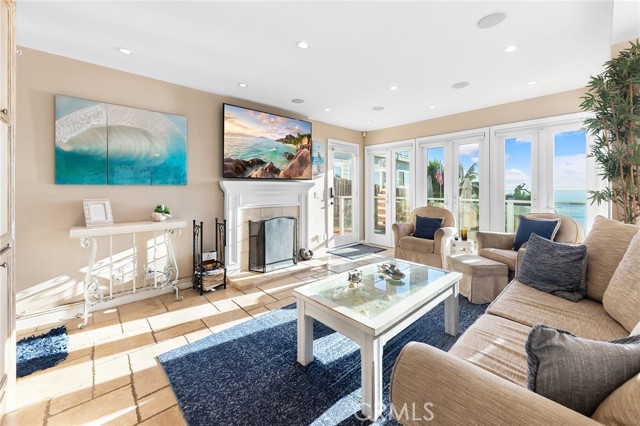 Detail Gallery Image 6 of 42 For 1287 Cliff Dr, Laguna Beach,  CA 92651 - 4 Beds | 4 Baths