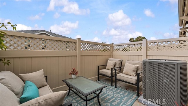 1368 Anise Way, Upland CA: https://media.crmls.org/medias/d4092fc0-c6f3-43aa-823f-e387d036da31.jpg