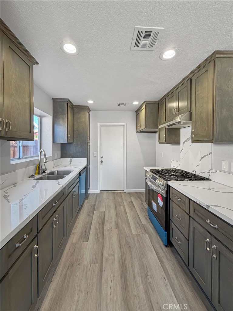 MLS #SW25253477 image #2