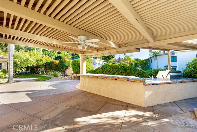 Detail Gallery Image 11 of 75 For 185 S Trish Ct, Anaheim Hills,  CA 92808 - 5 Beds | 4/1 Baths