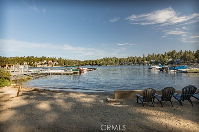 366 Lake Resort, Lake Arrowhead, CA 92352