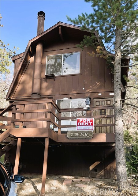 2401 Fir Drive, Running Springs CA: https://media.crmls.org/medias/d409f1cc-61c8-4518-9359-d83b88cbad62.jpg