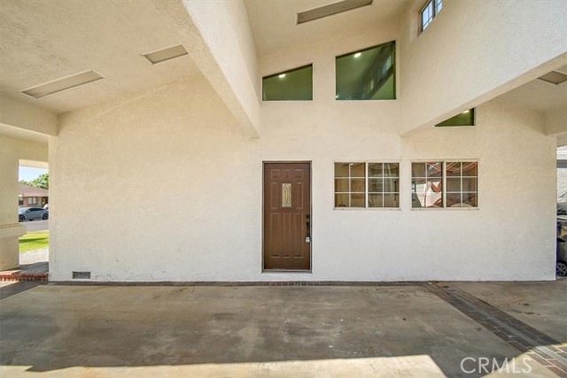 Detail Gallery Image 2 of 38 For 268 E 43rd St, San Bernardino,  CA 92404 - 5 Beds | 2/1 Baths