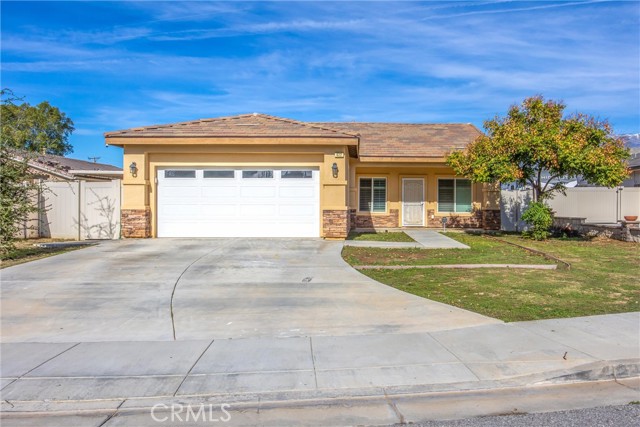 Detail Gallery Image 2 of 24 For 622 Faith, Beaumont,  CA 92223 - 3 Beds | 2 Baths