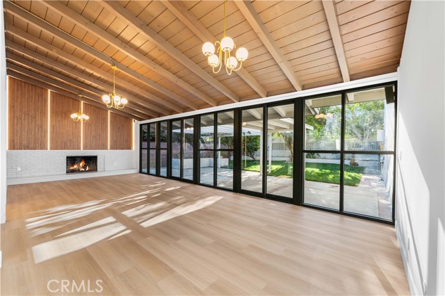 Detail Gallery Image 12 of 73 For 8513 Fullbright Ave, Winnetka,  CA 91306 - 4 Beds | 2 Baths