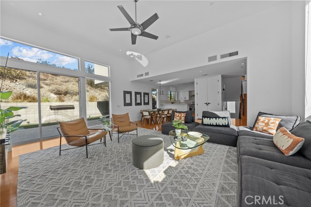 Detail Gallery Image 8 of 73 For 2805 S Palm Canyon, Palm Springs,  CA 92264 - 4 Beds | 3/1 Baths