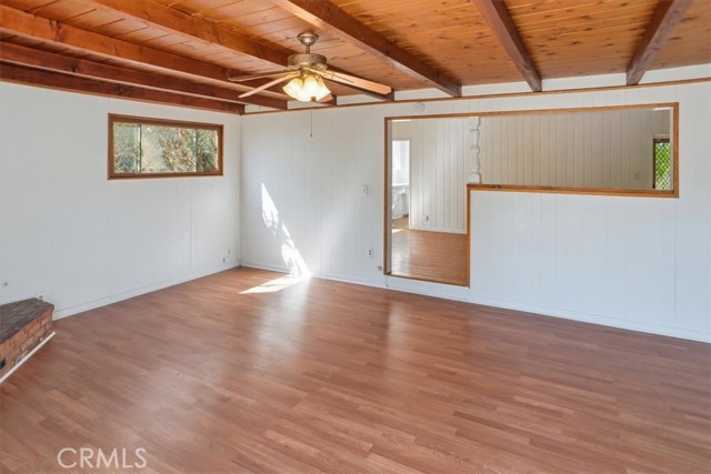 Detail Gallery Image 5 of 23 For 5740 Lemona Ave, Sherman Oaks,  CA 91411 - 2 Beds | 1 Baths