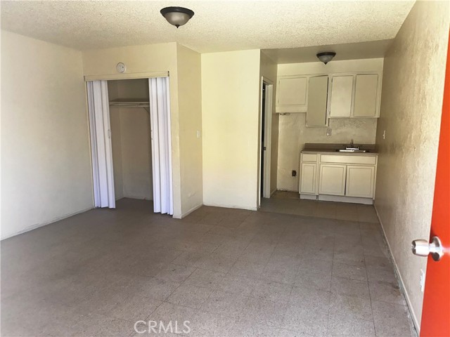 Detail Gallery Image 1 of 4 For 11663 White Ave #8,  Adelanto,  CA 92301 - 0 Beds | 1 Baths