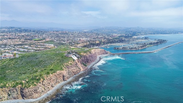 2 Corsica, Laguna Niguel CA: https://media.crmls.org/medias/d40ec07a-214b-435b-86f5-93cd2163403d.jpg