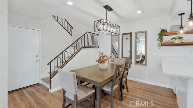 Detail Gallery Image 10 of 39 For 1761 Forum Way #D,  Corona,  CA 92881 - 3 Beds | 2/1 Baths