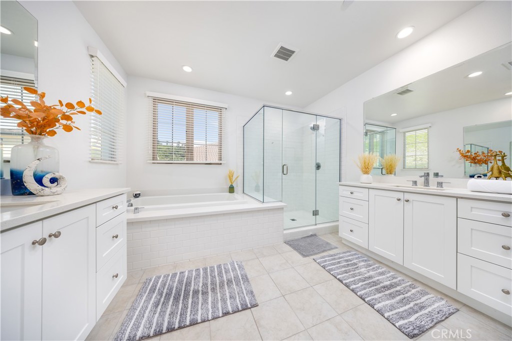 MLS #OC25171450 img 31