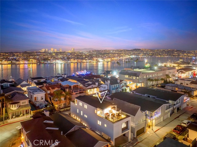 417 E Bay, Newport Beach CA: https://media.crmls.org/medias/d40fe714-01f5-490f-8aad-8dca374184dc.jpg