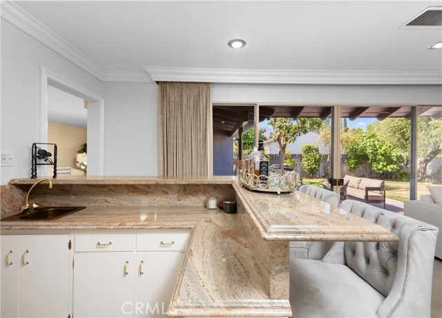 1234 S 5th Avenue, Arcadia CA: https://media.crmls.org/medias/d4103869-0c1d-495c-a317-2f0695df98e8.jpg