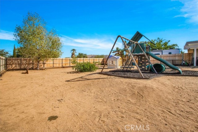 Detail Gallery Image 37 of 57 For 58943 Natoma Trl, Yucca Valley,  CA 92284 - 4 Beds | 2 Baths