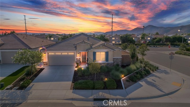 Detail Gallery Image 2 of 38 For 29301 Chestnut, Menifee,  CA 92584 - 3 Beds | 2 Baths