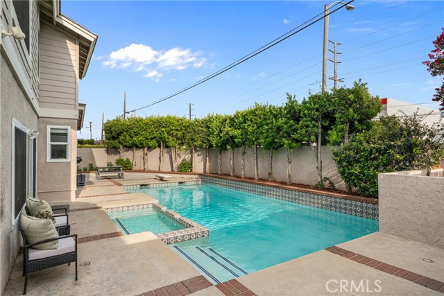 3652 San Joaquin Avenue, Los Alamitos CA: https://media.crmls.org/medias/d4141b02-ed2e-4ffa-abf3-fdd0cb8401ef.jpg