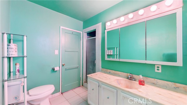 Detail Gallery Image 23 of 33 For 1934 W 108th St, Los Angeles,  CA 90047 - 4 Beds | 2 Baths