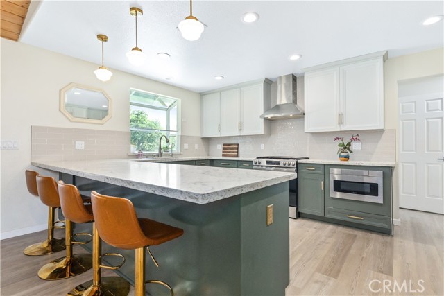 Detail Gallery Image 10 of 66 For 5530 El Pharo, Paso Robles,  CA 93446 - 5 Beds | 2/1 Baths