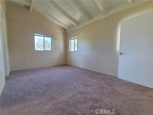 Detail Gallery Image 17 of 24 For 13195 13195 #FRONT,  Yucaipa,  CA 92399 - 3 Beds | 3 Baths