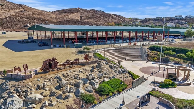 4110 Crestview Drive, Norco CA: https://media.crmls.org/medias/d416b4b1-493a-46d8-9967-e8dad28ab23c.jpg