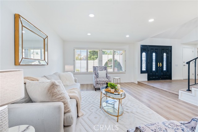 26982 Pueblonuevo Drive, Mission Viejo CA: https://media.crmls.org/medias/d416c51c-5a60-4fb5-a885-2f480d02380d.jpg