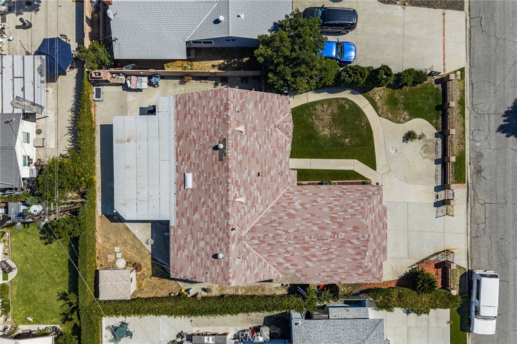 https://media.crmls.org/medias/d417032f-bd9d-4b3c-a4f7-95a43a33d457.jpg?preset=X-Large
