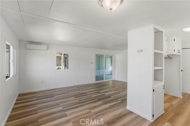 Detail Gallery Image 7 of 28 For 5800 Hamner Ave #301,  Corona,  CA 91752 - 2 Beds | 2 Baths