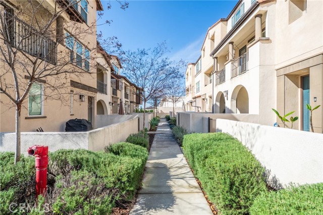 Detail Gallery Image 3 of 35 For 619 W Foothills Blvd #53,  Glendora,  CA 91741 - 2 Beds | 2/1 Baths