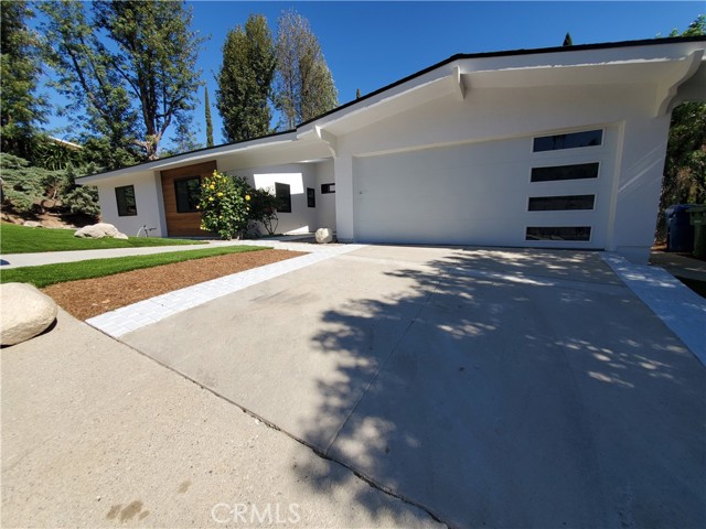 5950 Pat Avenue photo 1