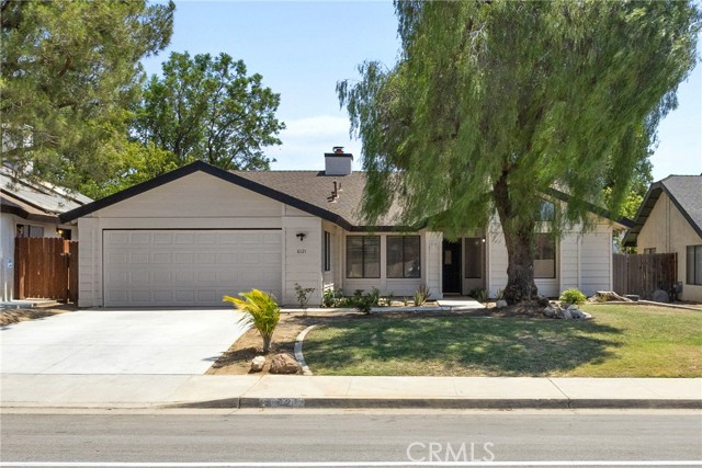 Detail Gallery Image 1 of 1 For 6121 College Ave, Bakersfield,  CA 93306 - 3 Beds | 2 Baths