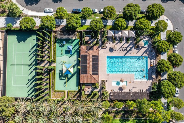 Detail Gallery Image 38 of 39 For 60 Peony, Irvine,  CA 92618 - 2 Beds | 2/1 Baths