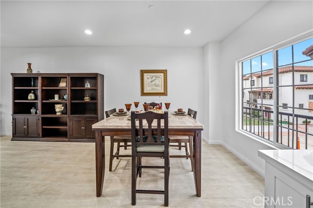 Detail Gallery Image 5 of 31 For 1101 N Maclay Ave #2,  San Fernando,  CA 91340 - 2 Beds | 3/1 Baths