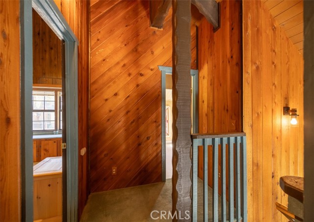 Detail Gallery Image 27 of 39 For 789 Iris Dr, Big Bear Lake,  CA 92315 - 3 Beds | 3 Baths