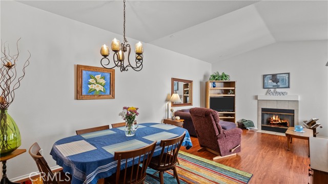 Detail Gallery Image 14 of 32 For 9001 Owensmouth Ave #3,  Canoga Park,  CA 91304 - 3 Beds | 2/1 Baths
