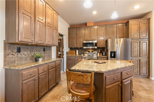 7235 Highland Springs Road, Lakeport CA: https://media.crmls.org/medias/d41c8637-bfdc-46d2-a998-a6aea5a8cead.jpg