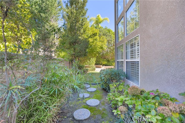 MLS #OC25234002 image #51