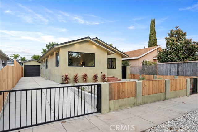 5105 Buchanan, Los Angeles CA: https://media.crmls.org/medias/d41cc886-962c-4d12-a2c4-ccada804eae9.jpg