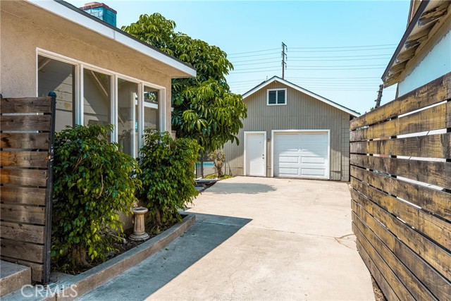 522 N Clark Street, Orange CA: https://media.crmls.org/medias/d41cec40-569c-4b52-9b59-d2e2972b4cfb.jpg