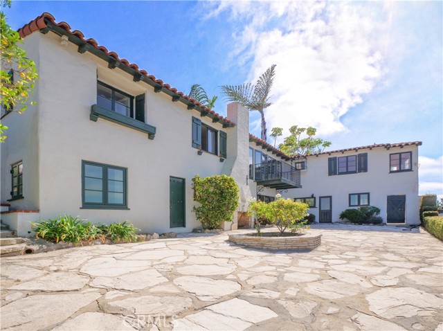 Detail Gallery Image 2 of 45 For 529 Palos Verdes Dr, Palos Verdes Estates,  CA 90274 - 4 Beds | 4 Baths