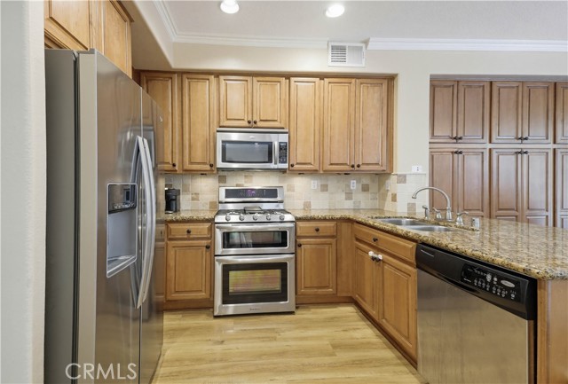 Detail Gallery Image 12 of 47 For 29 Blazewood, Lake Forest,  CA 92610 - 3 Beds | 2/1 Baths